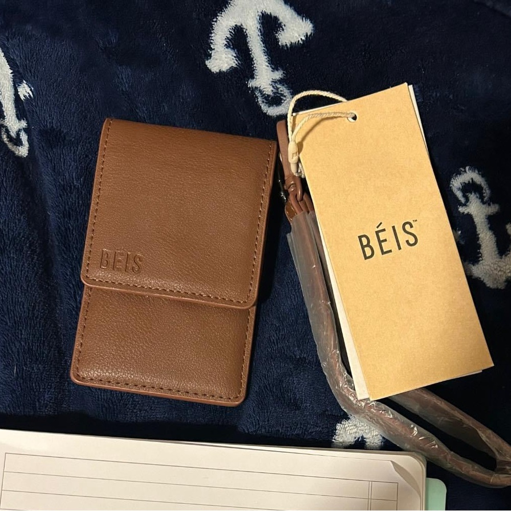 Béis ID Wrislet in Maple